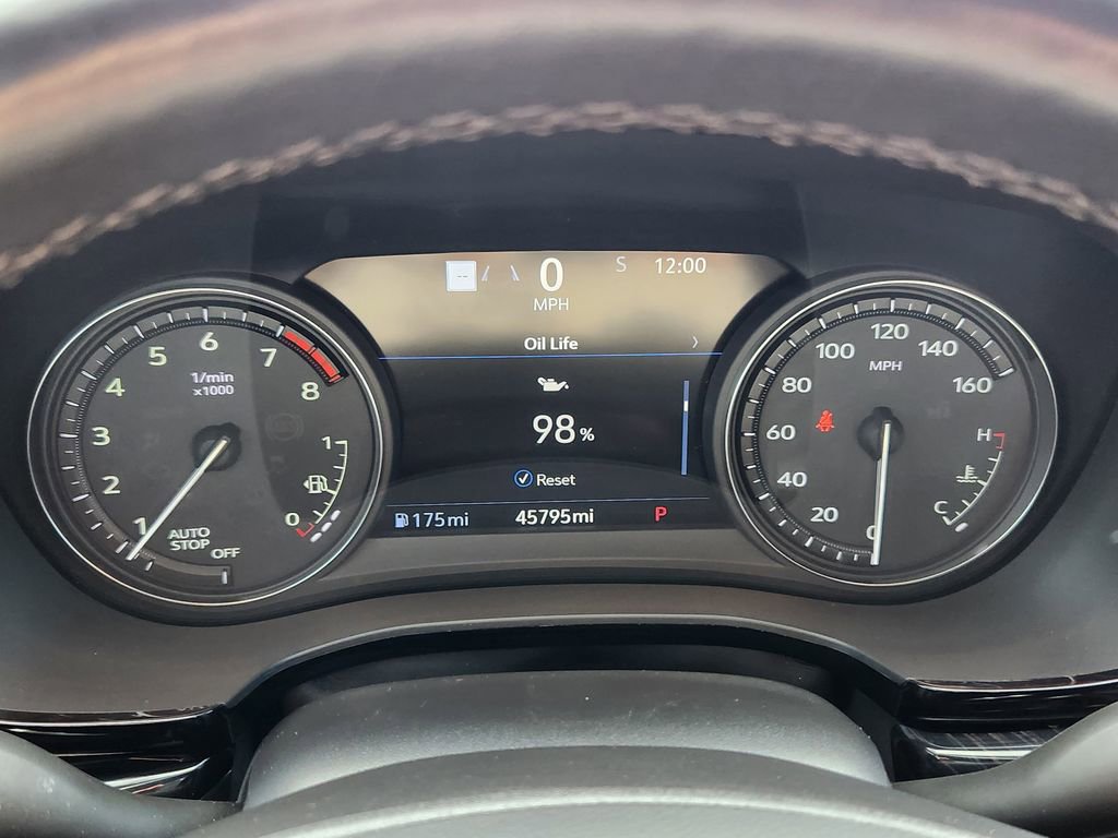 Used 2022 Cadillac XT6 Premium Luxury w/ Technology Package image 18