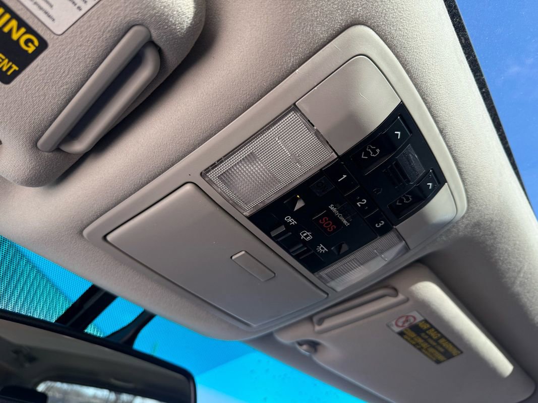 Used 2011 Lexus GX 460 image 43