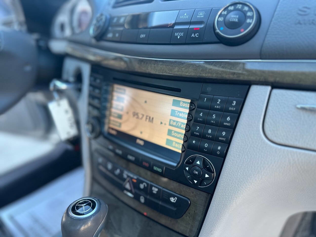 Used 2007 Mercedes-Benz E 350 Sedan image 21