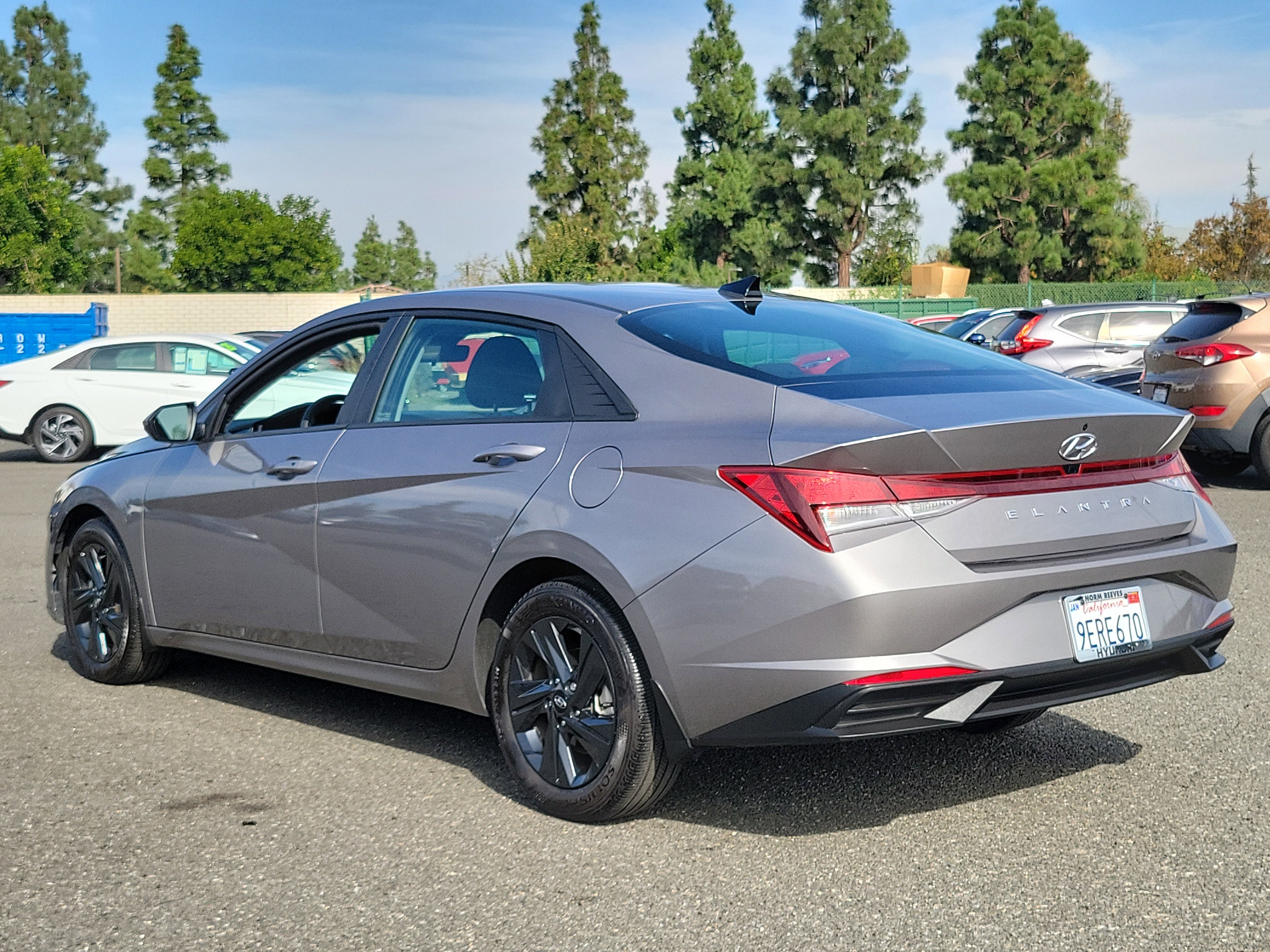 Certified 2023 Hyundai Elantra SEL w/ Cargo Package image 28