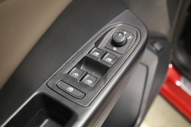 Used 2023 Volkswagen Taos SEL image 17