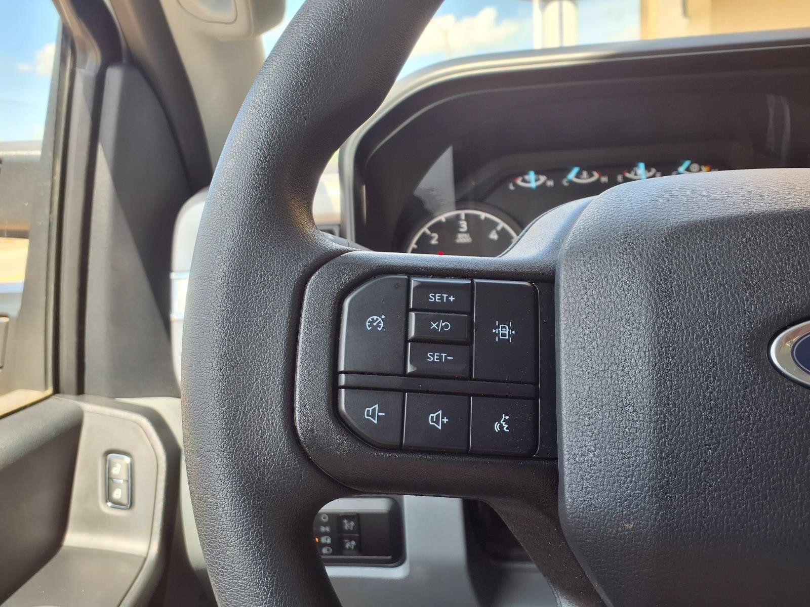 Used 2026 Ford F350 XL w/ XL Chrome Package AWD/4WD image 8