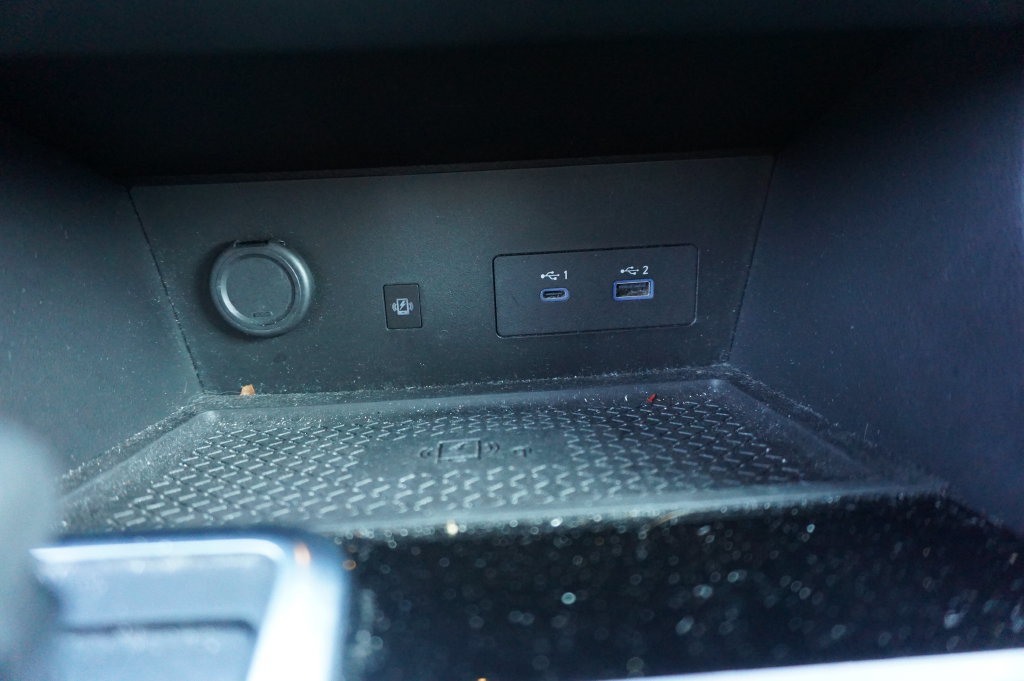 Used 2024 Nissan Pathfinder Platinum FWD image 14