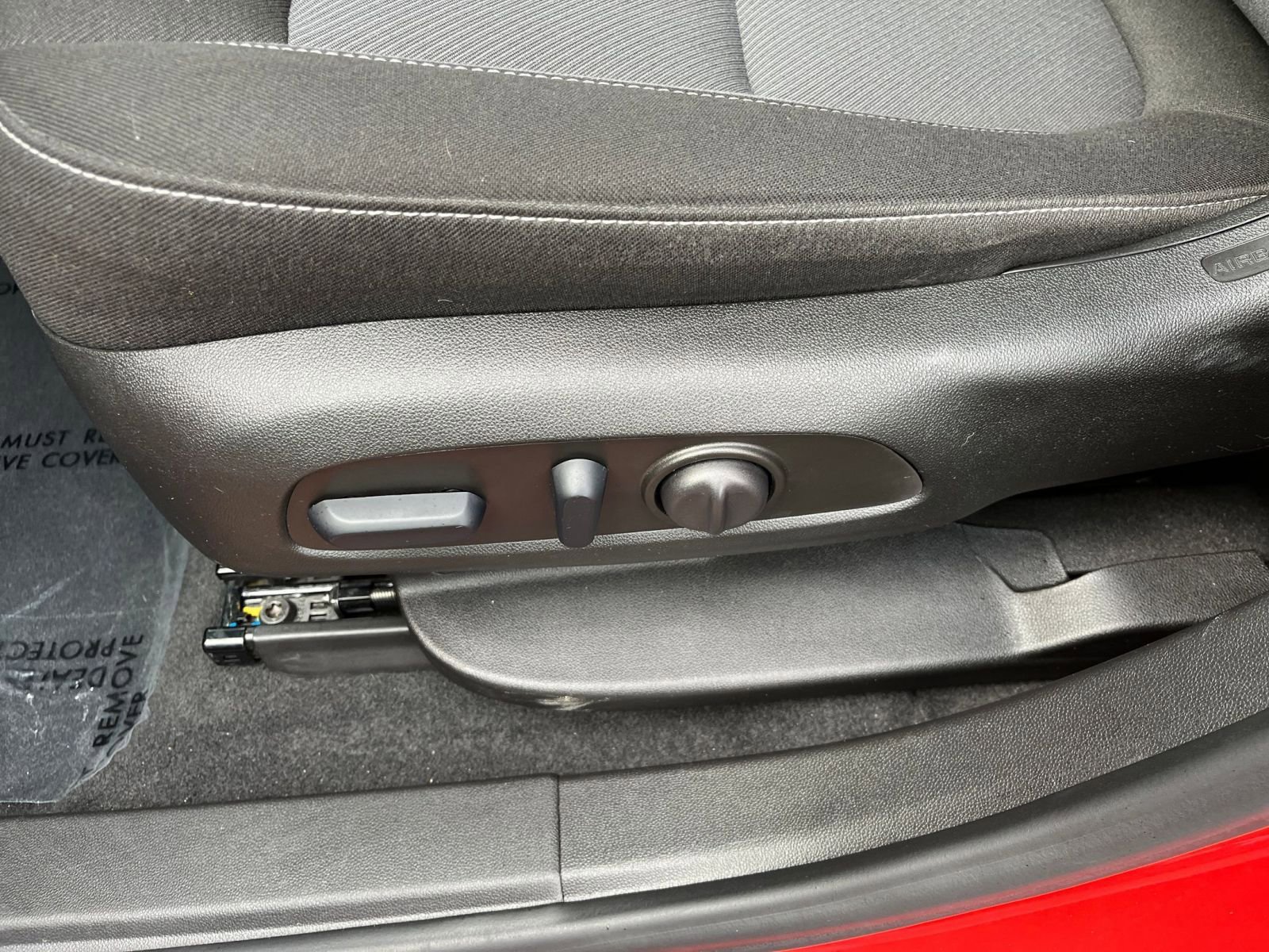 Used 2025 Chevrolet Blazer LT image 22