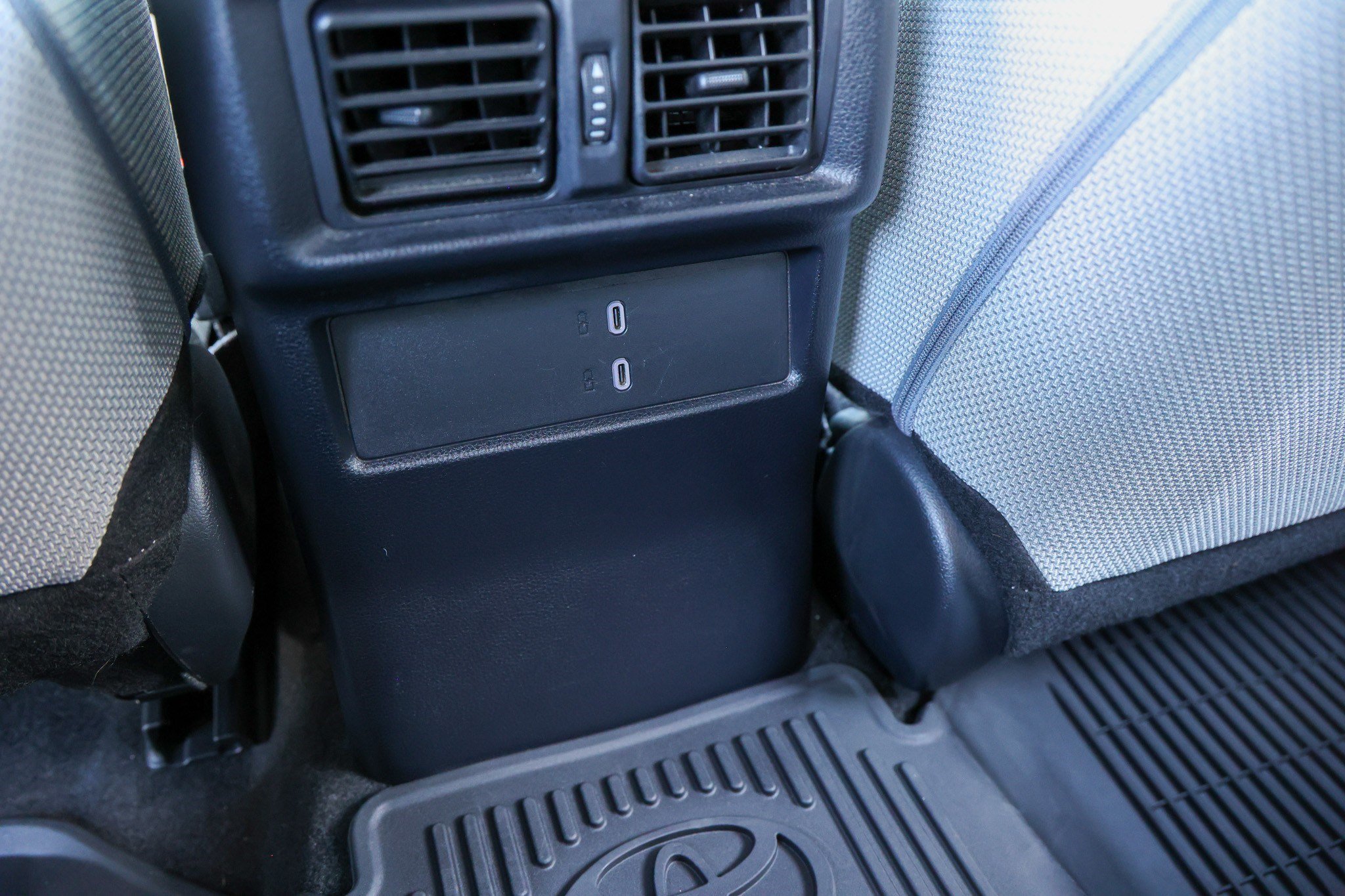 Certified 2025 Toyota 4Runner SR5 AWD/4WD image 44