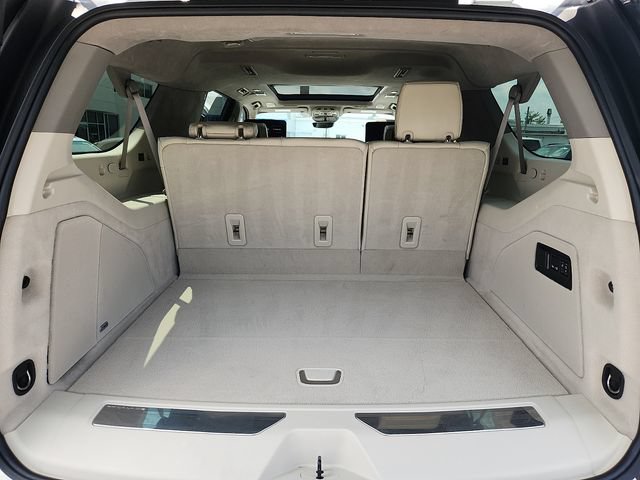 Certified 2024 Cadillac Escalade ESV Premium Luxury Platinum AWD/4WD image 30