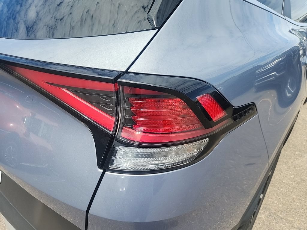 Certified 2024 Kia Sportage EX FWD image 14