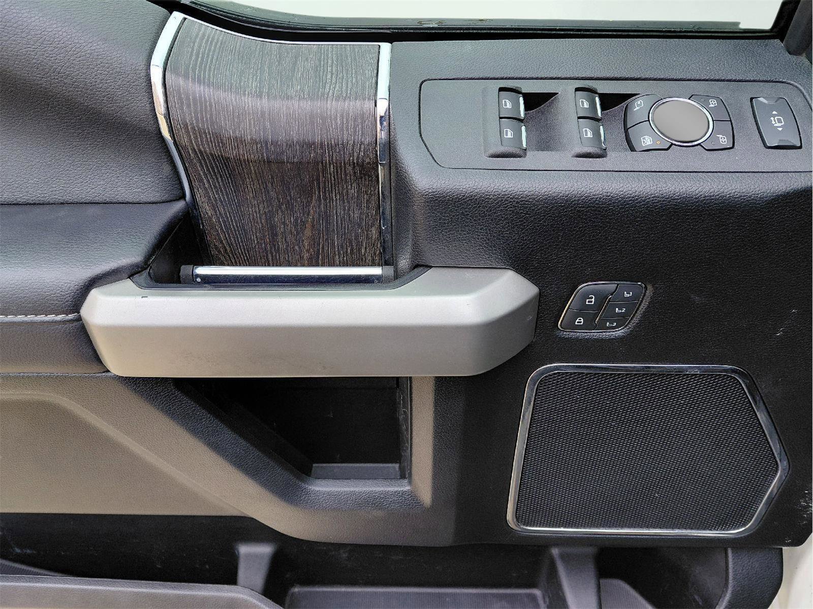 Used 2021 Ford F250 Lariat image 25