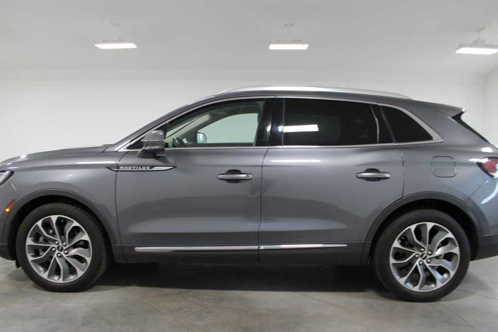 Used 2022 Lincoln Nautilus Reserve FWD image 6
