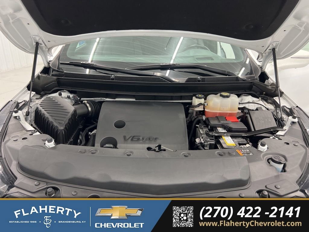 Used 2024 Buick Enclave Premium image 16