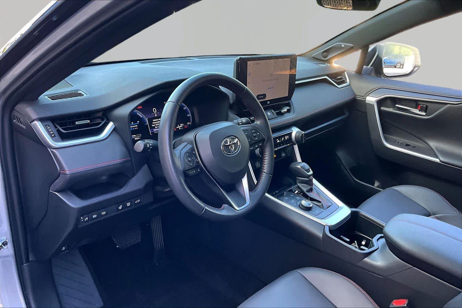 Used 2023 Toyota RAV4 XSE w/ Weather Package AWD/4WD image 18