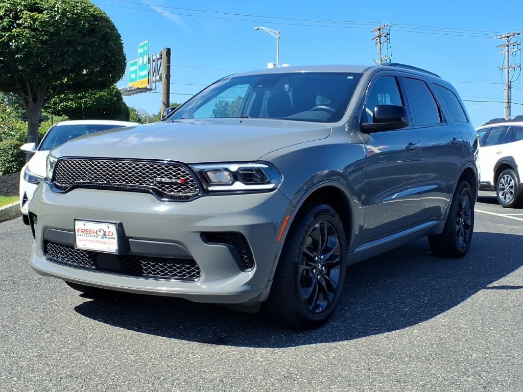 Used 2023 Dodge Durango SXT Launch Edition w/ SXT Blacktop Group AWD/4WD image 3
