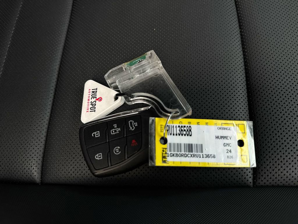 Used 2024 GMC Hummer EV 3X image 36