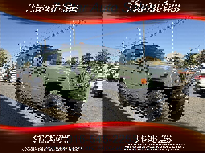 Used 2005 HUMMER H2 w/ Preferred Equipment Group image 1