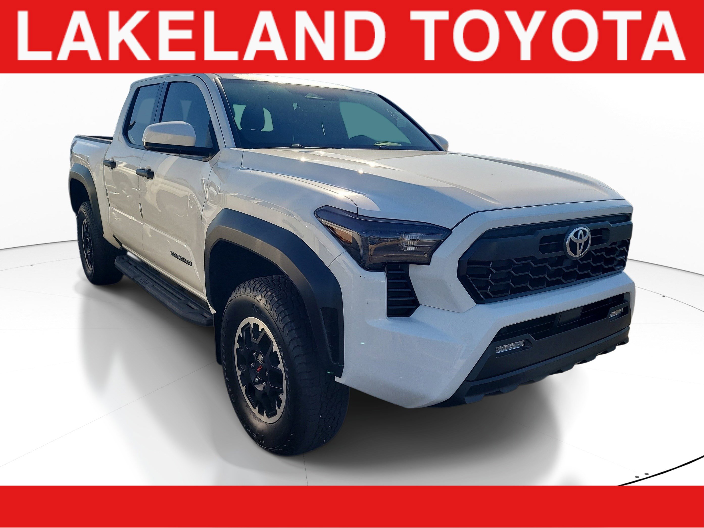 Used 2024 Toyota Tacoma TRD Off-Road AWD/4WD image 1