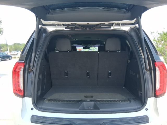 Used 2024 GMC Yukon SLT w/ SLT Luxury Package RWD image 6