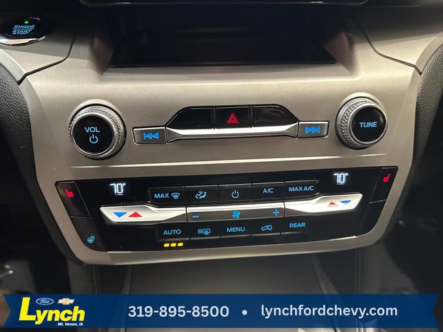 Used 2021 Ford Explorer XLT w/ Equipment Group 202A image 12