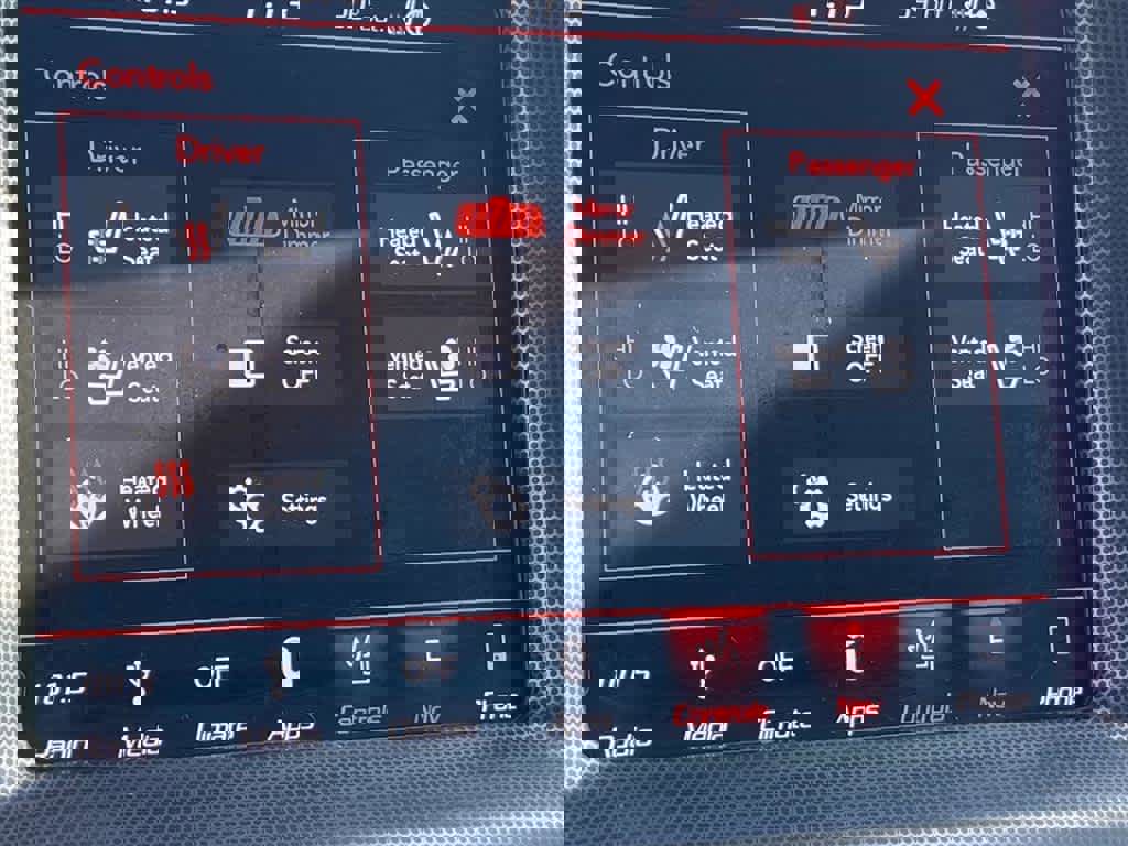 Used 2018 Dodge Charger GT image 19