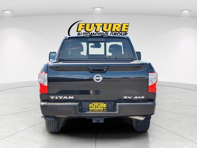 Used 2021 Nissan Titan SV w/ SV Convenience Package AWD/4WD image 8