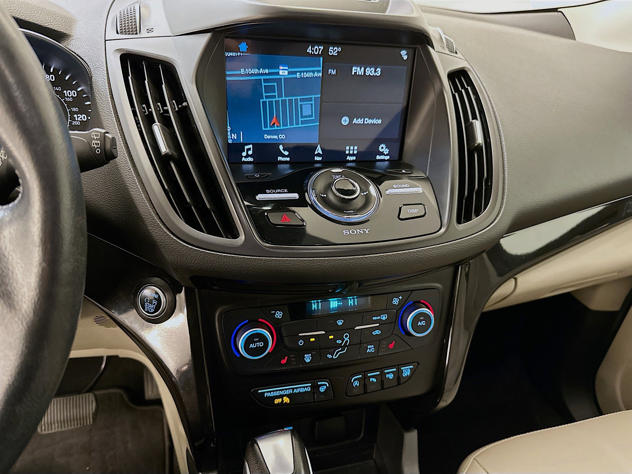 Used 2018 Ford Escape Titanium w/ Ford Safe & Smart Package image 26