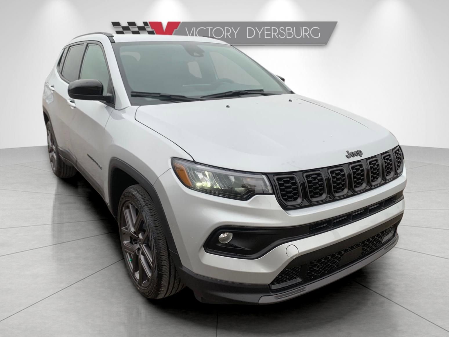 New 2026 Jeep Compass Latitude AWD/4WD image 2