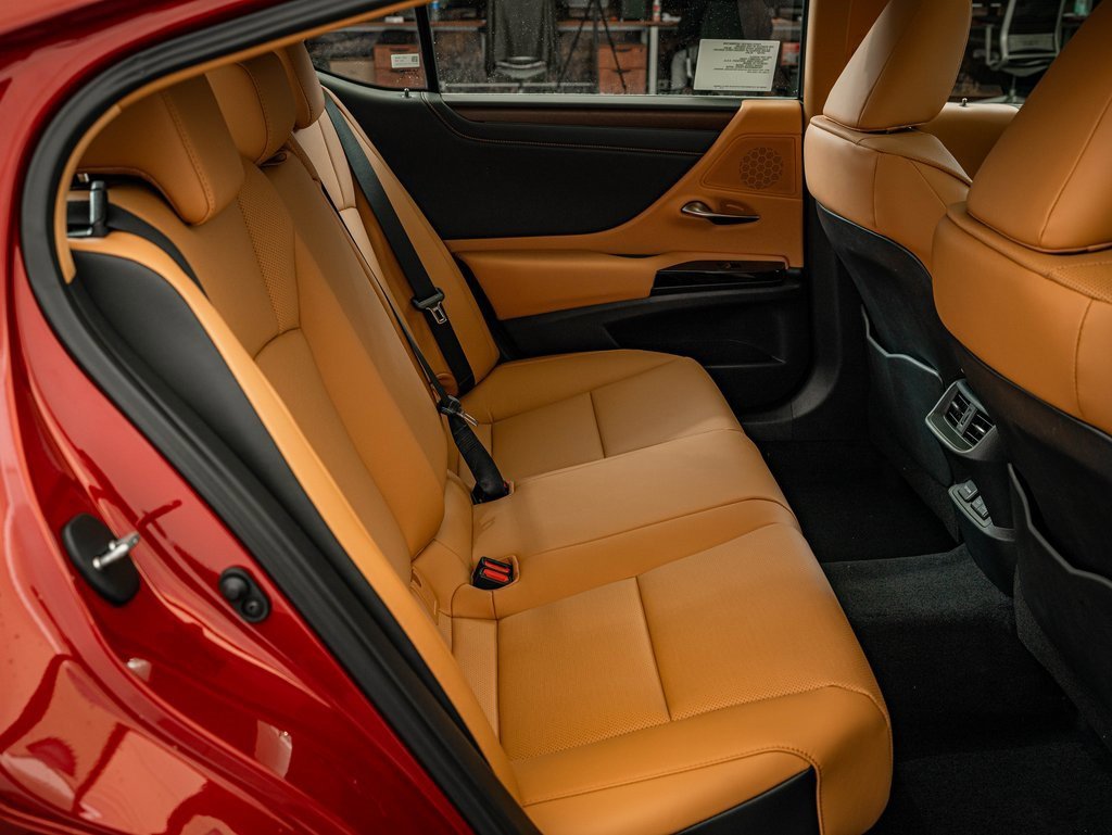 New 2025 Lexus ES 350 w/ Premium Package image 36