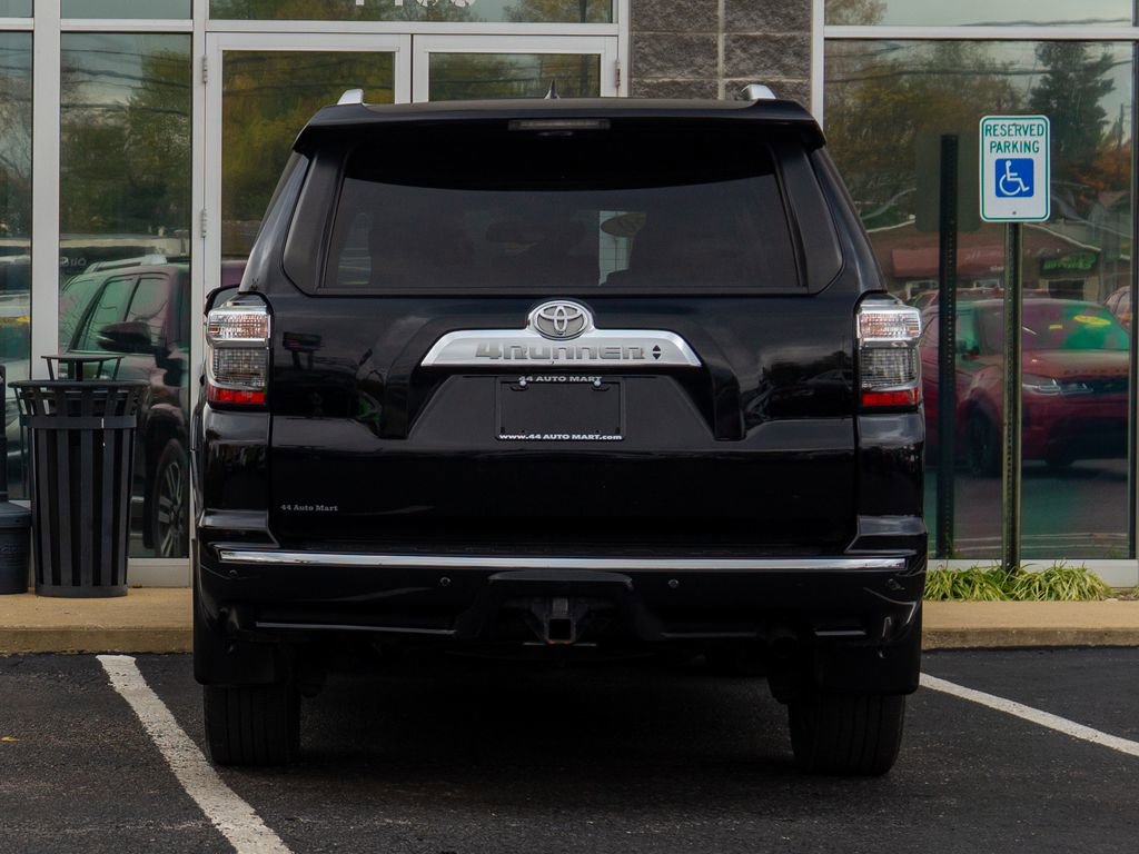 Used 2020 Toyota 4Runner SR5 image 6