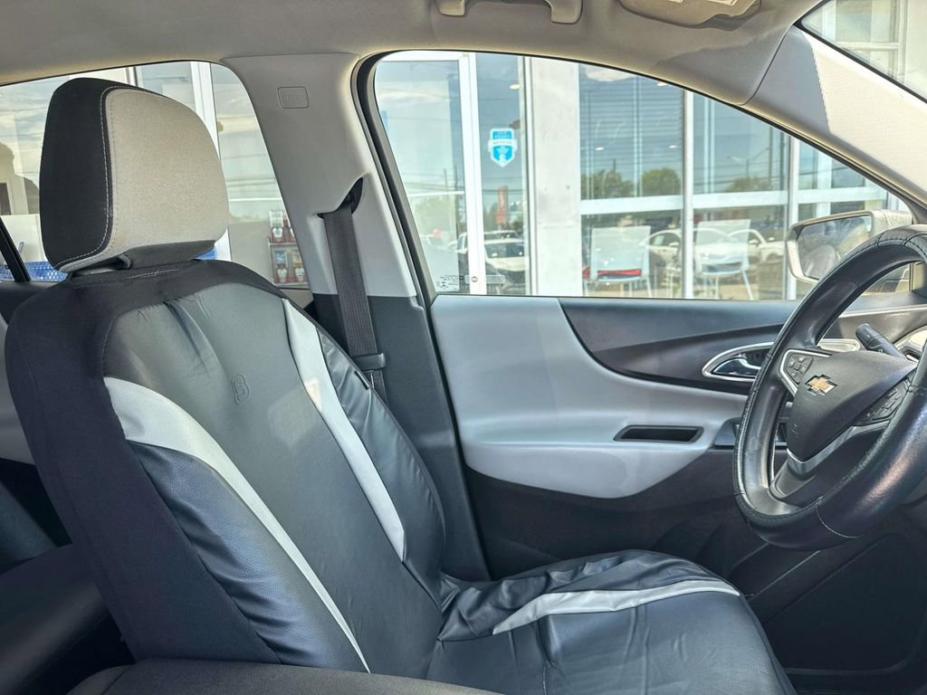 Used 2019 Chevrolet Equinox LS w/ LS Convenience Package FWD image 11