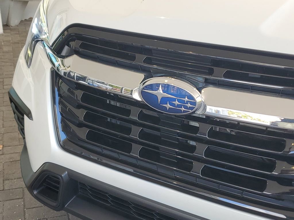Used 2023 Subaru Ascent Premium w/ Convenience Package AWD/4WD image 7