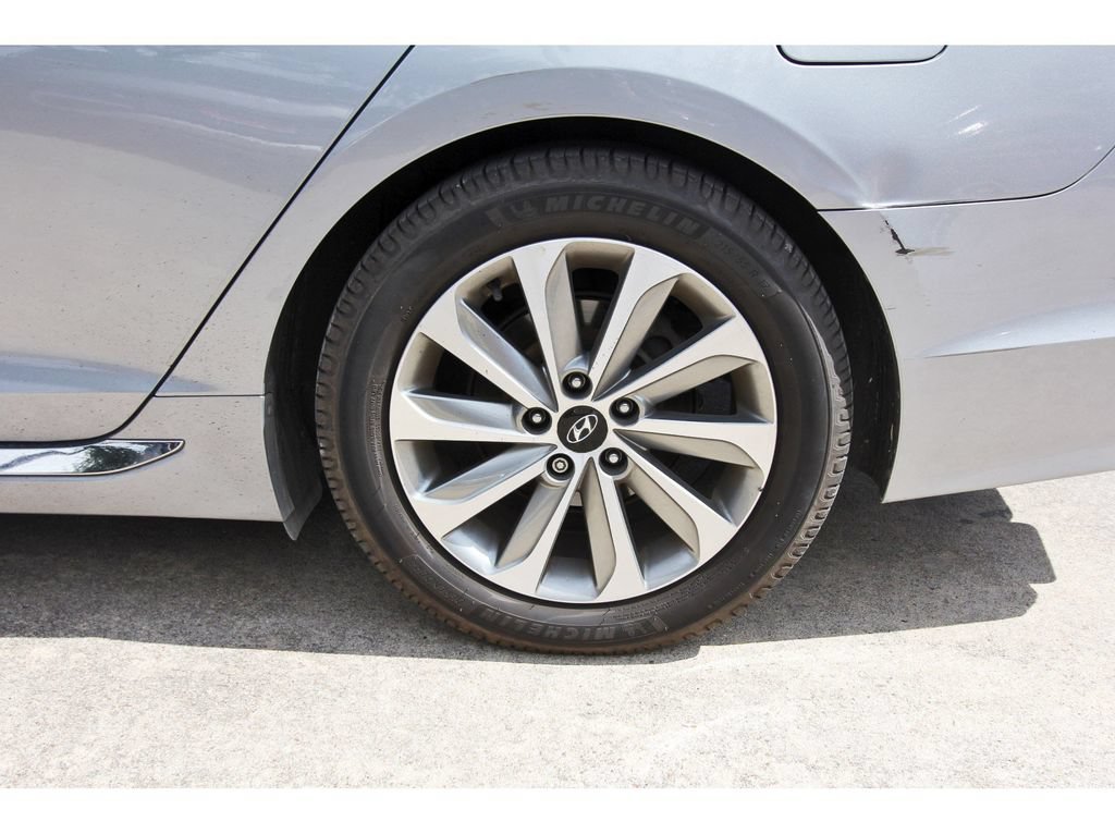 Used 2016 Hyundai Sonata Sport w/ Option Group 03 FWD image 31