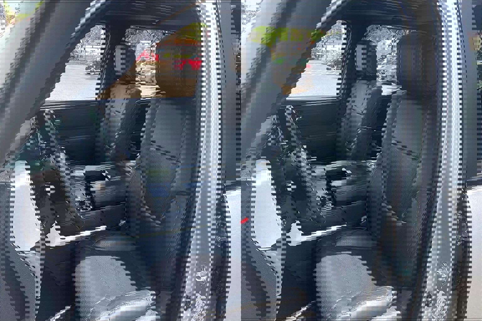 Used 2024 Toyota Tundra Platinum image 30