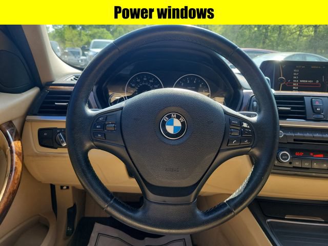 Used 2014 BMW 320i xDrive Sedan AWD/4WD image 10