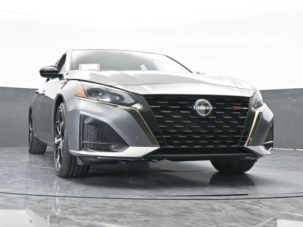 Used 2024 Nissan Altima 2.5 SR image 59