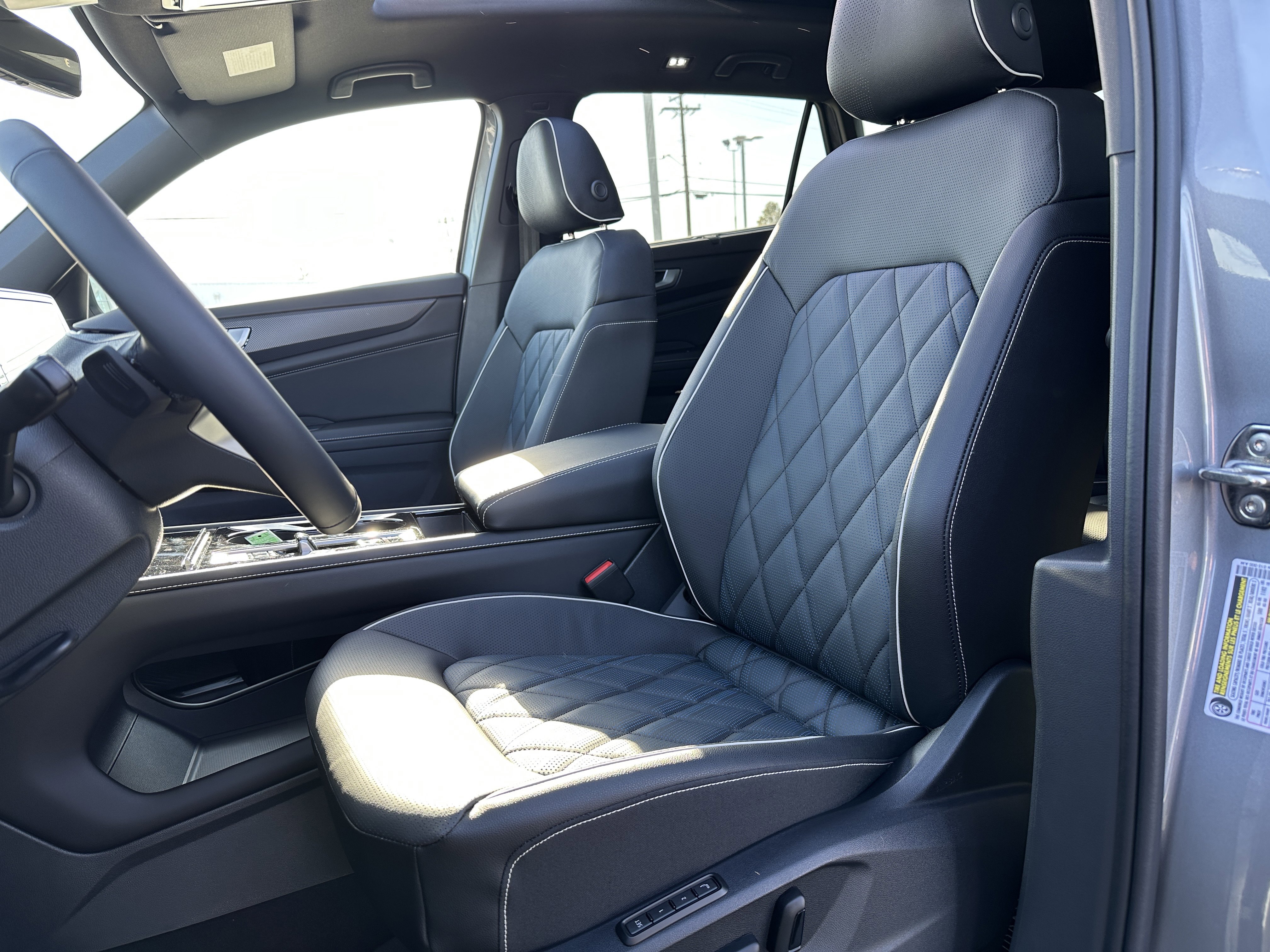 New 2026 Volkswagen Atlas Cross Sport SEL Premium R-Line image 23