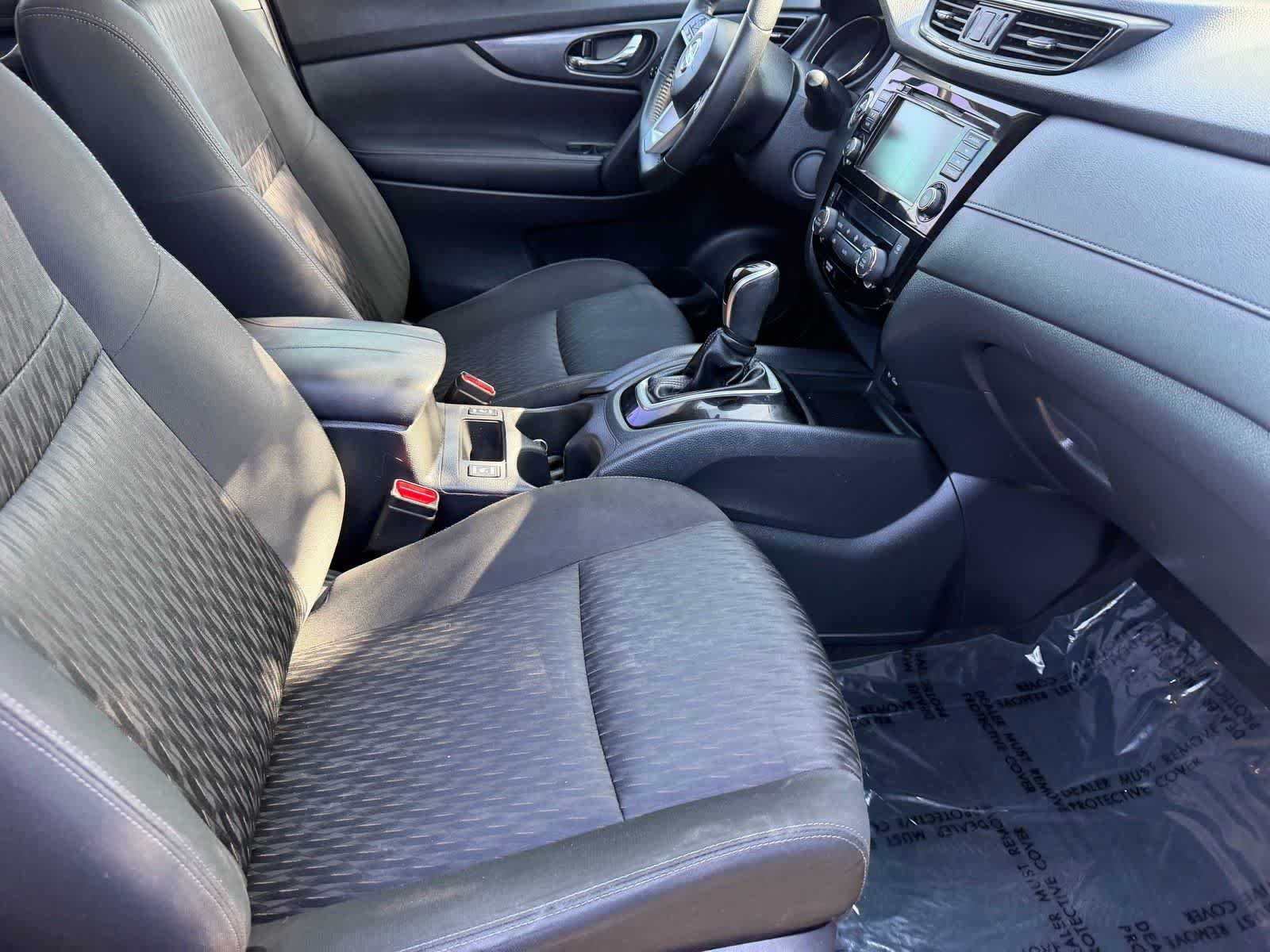 Used 2020 Nissan Rogue SV FWD image 27