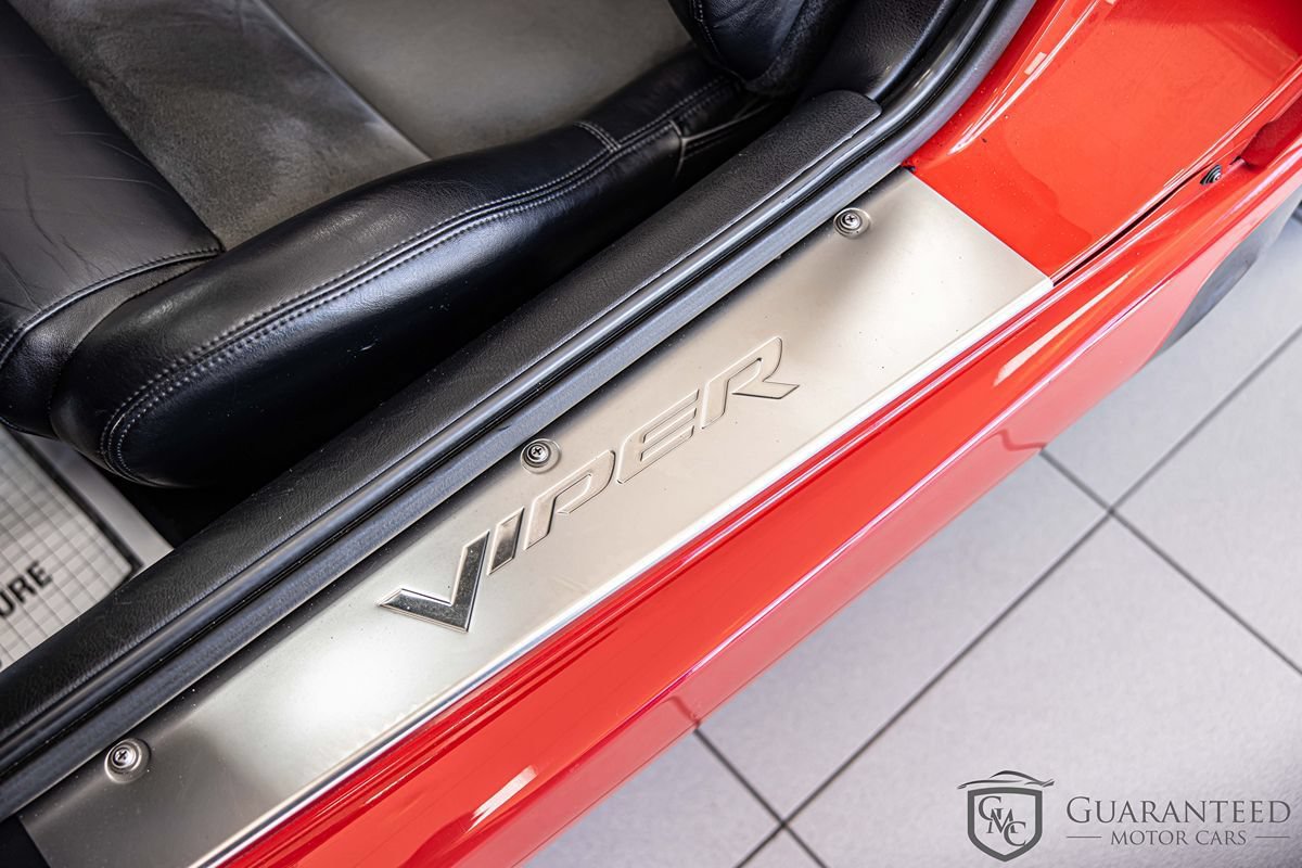 Used 2005 Dodge Viper SRT-10 RWD image 16