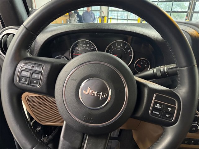 Used 2014 Jeep Wrangler Unlimited Sahara w/ Connectivity Group image 19