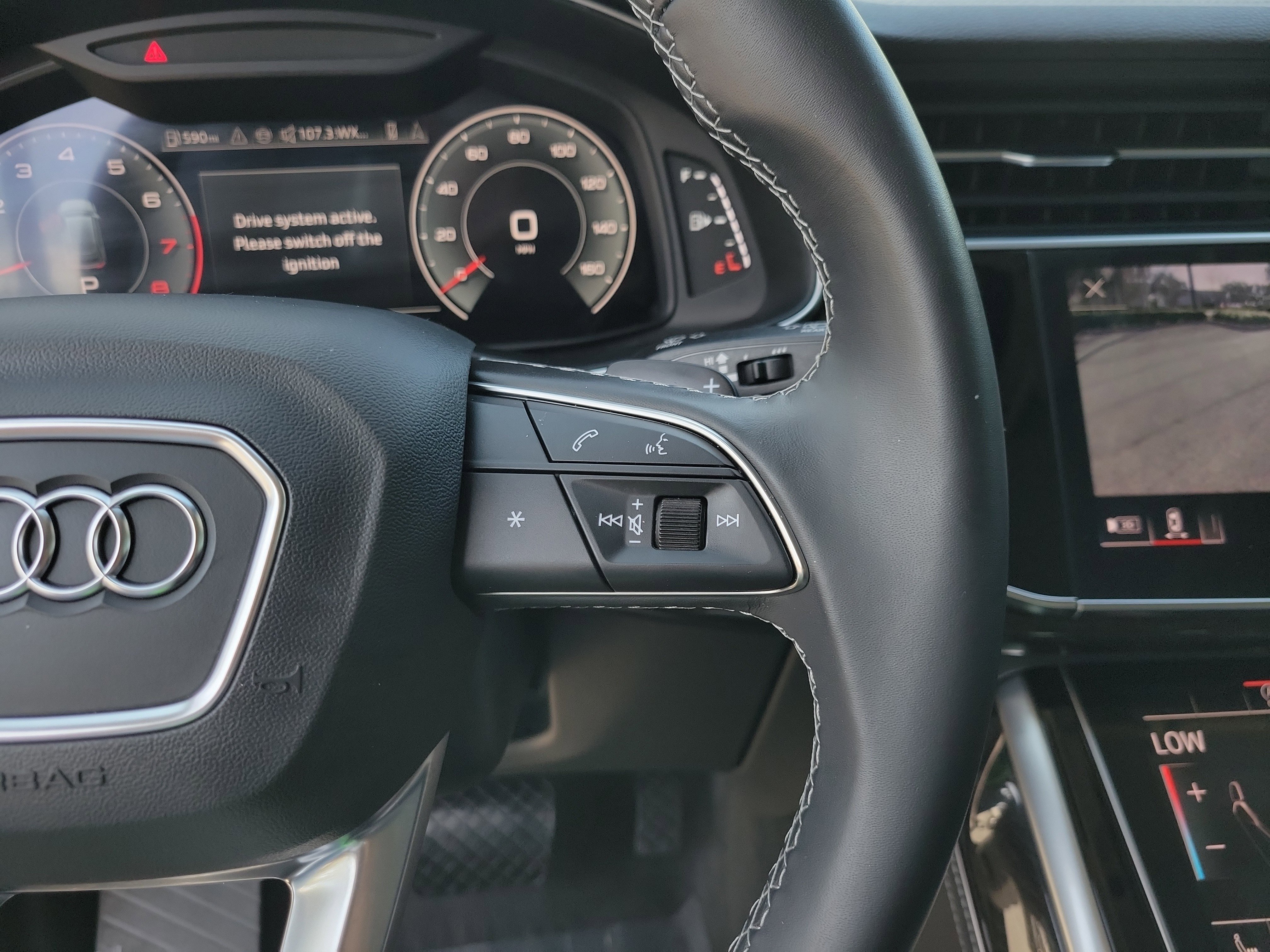 Certified 2025 Audi Q8 Premium Plus image 33