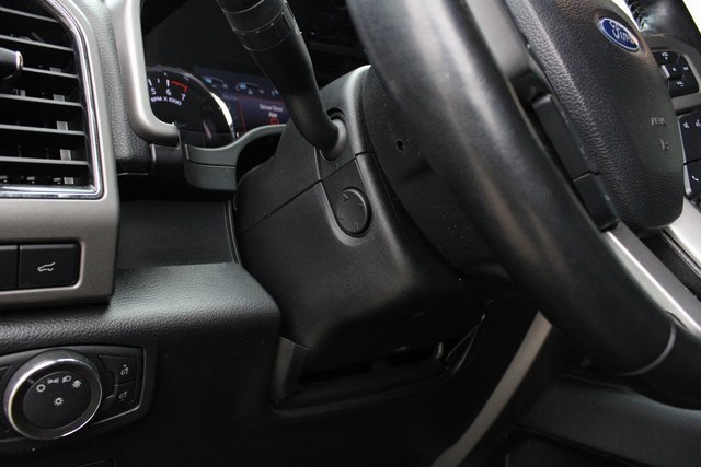 Used 2021 Ford Expedition XLT image 23