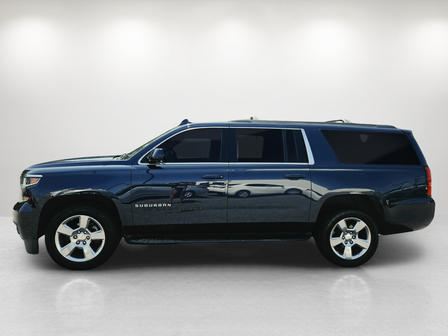 Used 2017 Chevrolet Suburban LS w/ Max Trailering Package AWD/4WD image 7