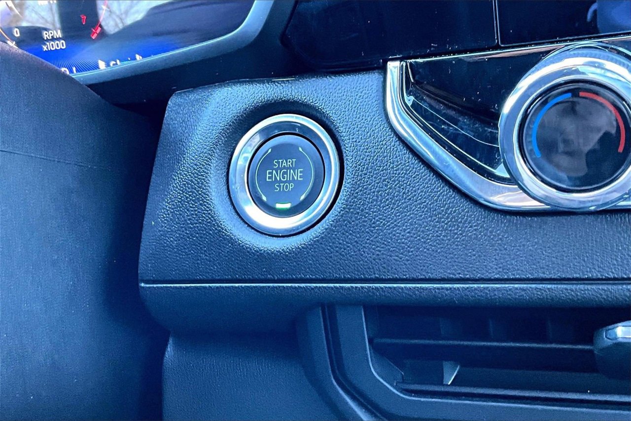 Used 2025 Chevrolet Colorado Trail Boss image 27