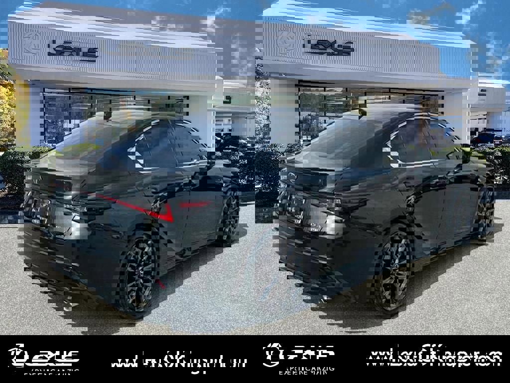 Used 2023 Lexus IS 350 F Sport w/ Navigation Package image 5
