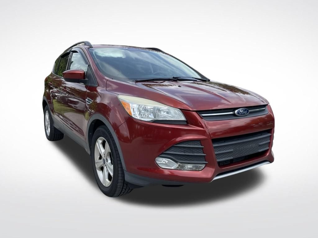 Used 2014 Ford Escape SE w/ Equipment Group 201A AWD/4WD image 2