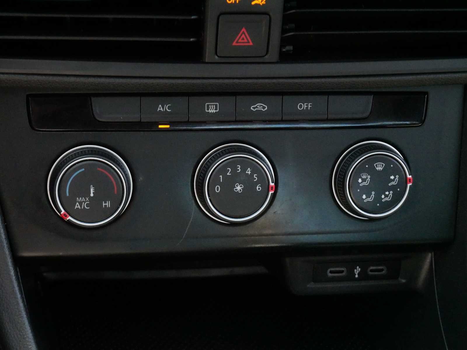 Certified 2020 Volkswagen Jetta S FWD image 23