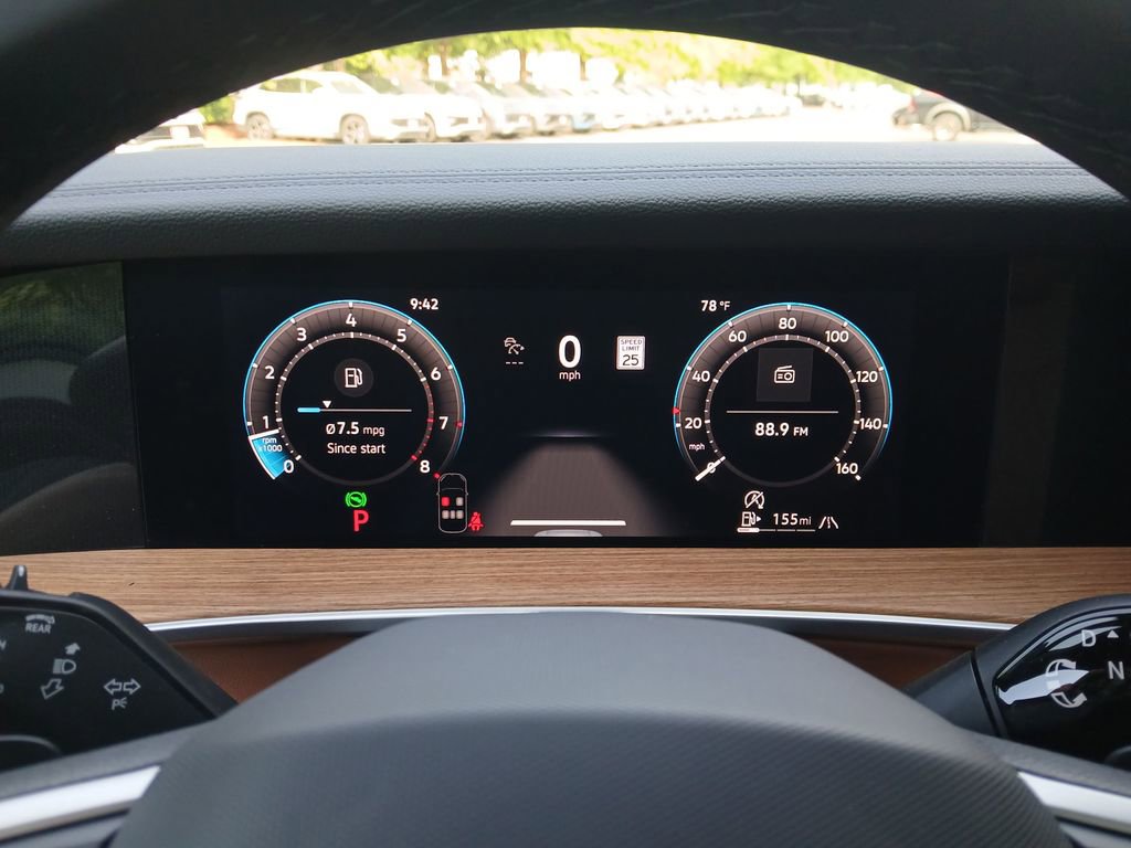 New 2026 Volkswagen Tiguan SEL R-Line image 15