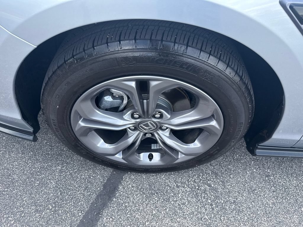 Certified 2024 Honda Accord EX image 35