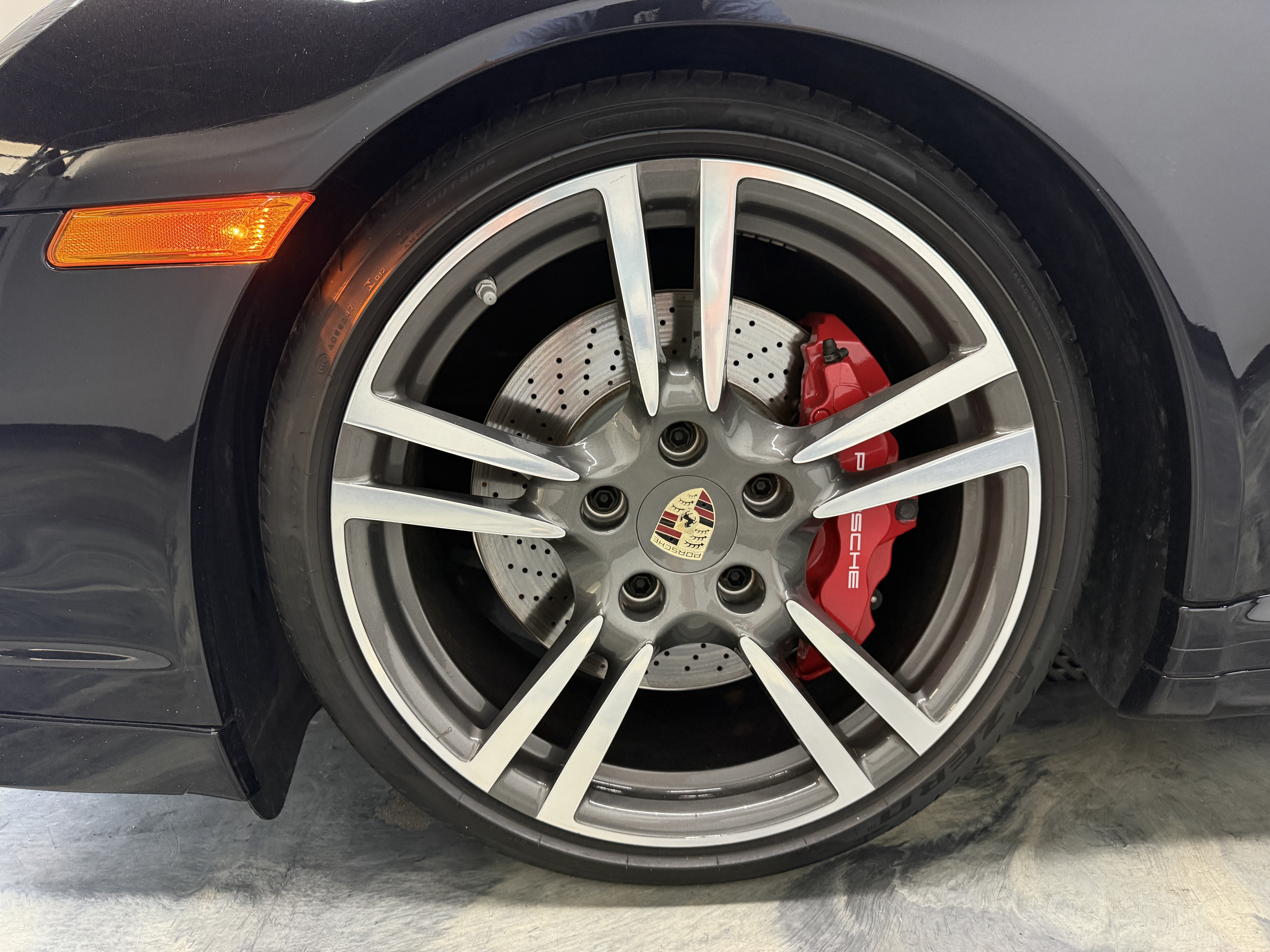 Used 2012 Porsche 911 Turbo AWD/4WD image 31