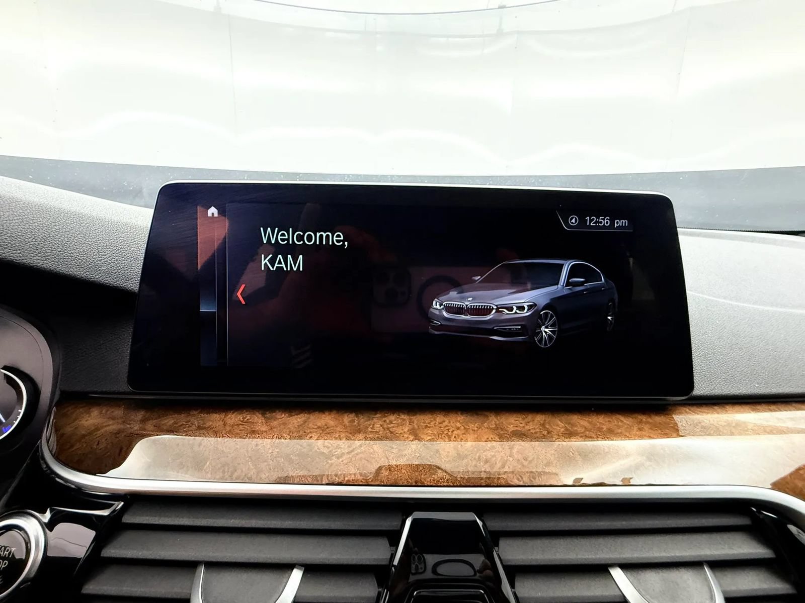 Used 2018 BMW 530i xDrive w/ Premium Package AWD/4WD image 39