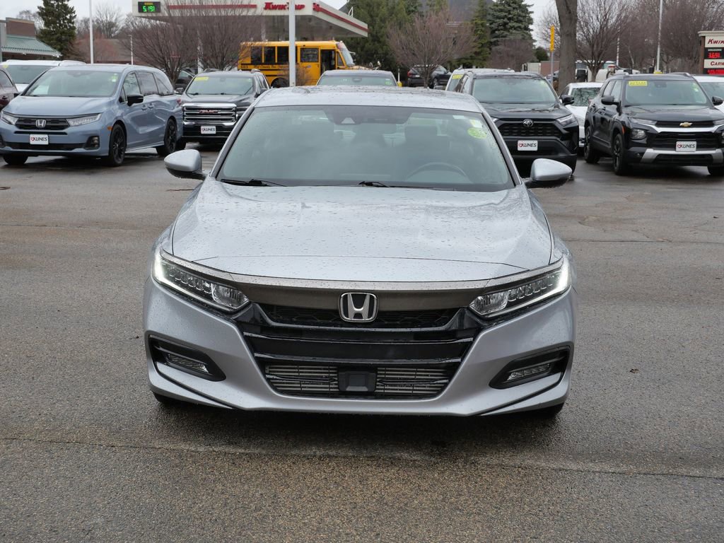 Used 2020 Honda Accord Sport image 2