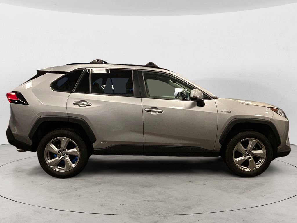 Used 2021 Toyota RAV4 Limited image 6